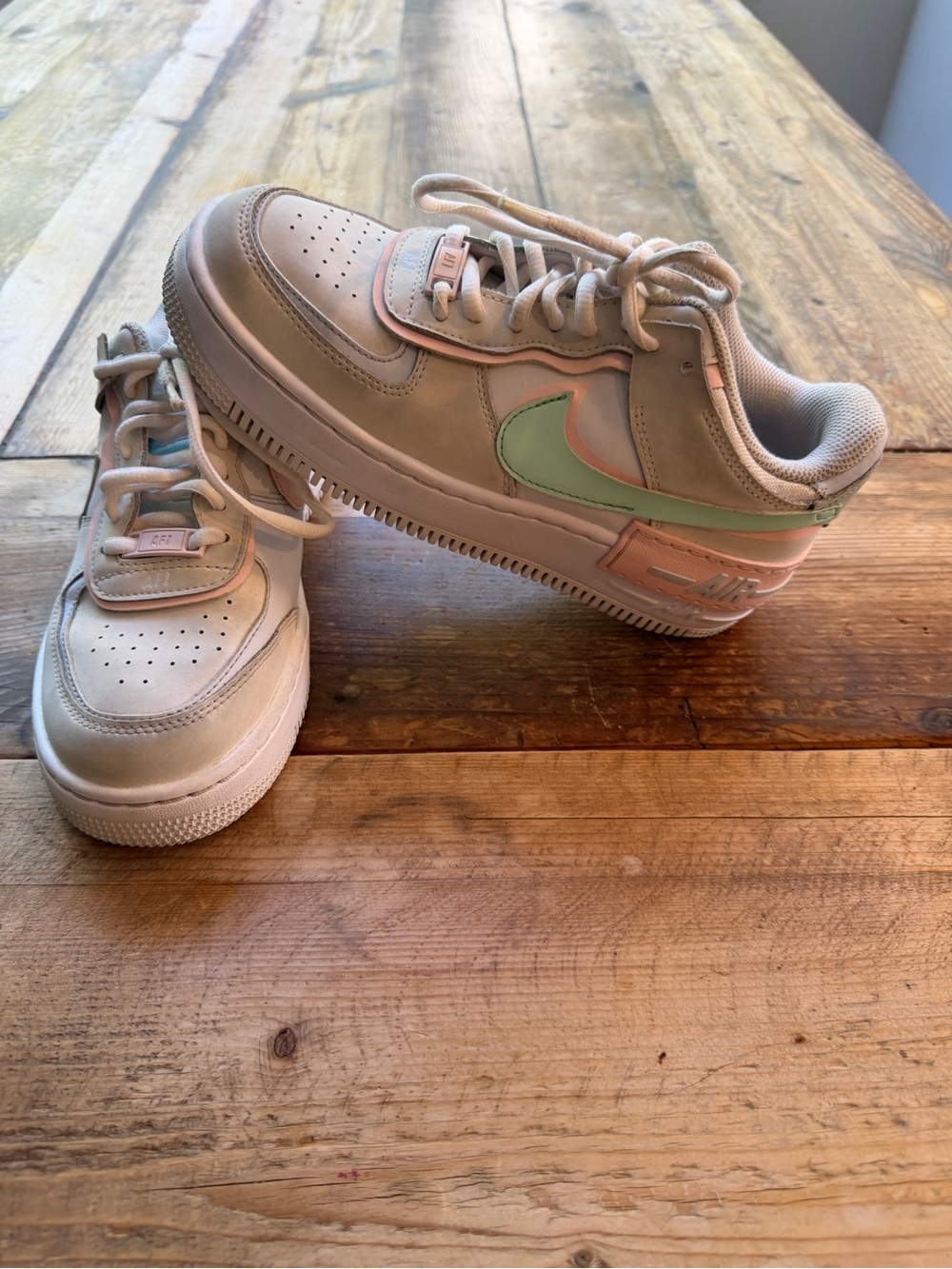 Nike Airforce 1 Low-Top Sneakers - Light Pink & Mint